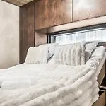 North Amber 22a By Hilla 아파트 *
